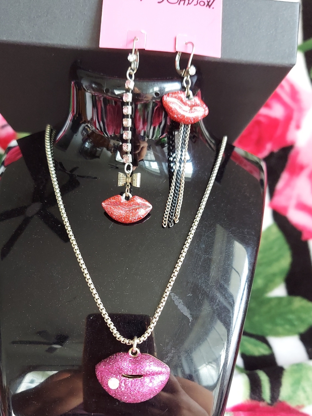 Betsey Johnson Lip Pendant Necklace and Earrings Set